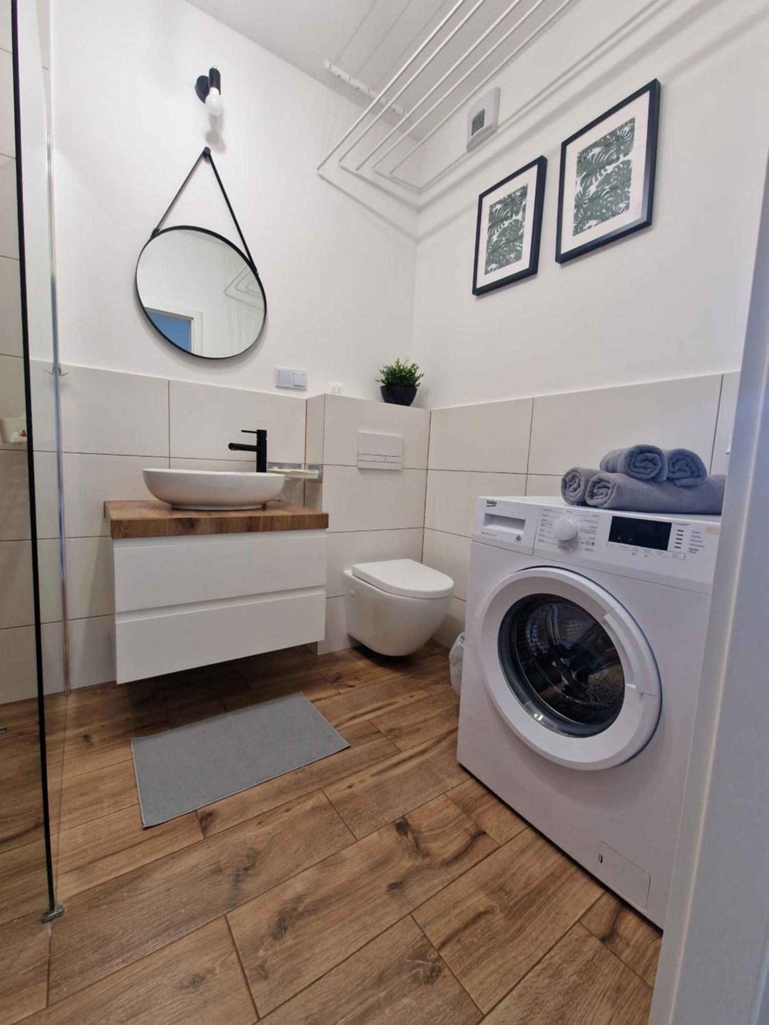 60 - Apartamenty Siedlce - Nowy Apartament W Centrum Przy Ul 3 Maja 51A Dış mekan fotoğraf
